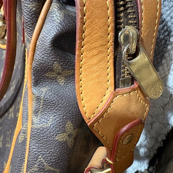 Louis Vuitton Brown and Tan Monogram Shoulder Bag stresa - Picture 6 of 14